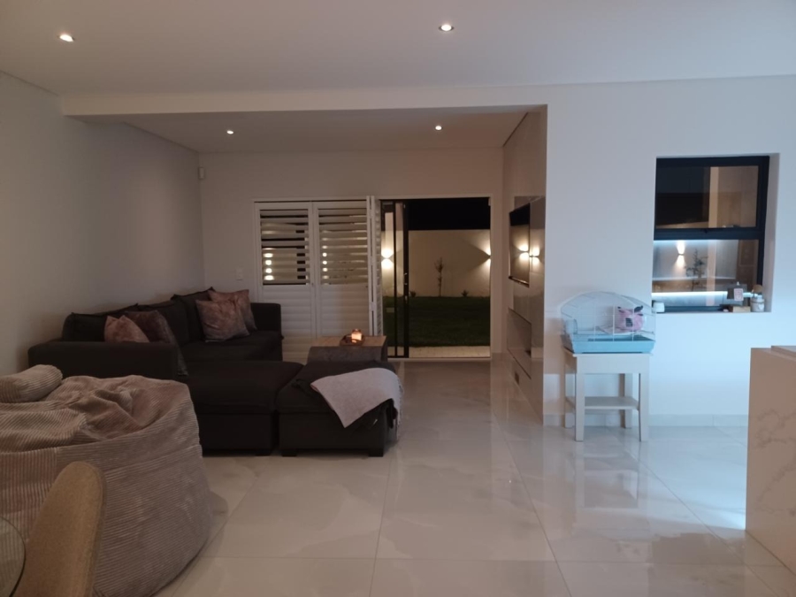 4 Bedroom Property for Sale in Sandown Western Cape